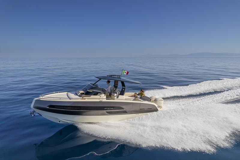 New Invictus Gt S Sporty Outboard Model Ready For Its World Debut At