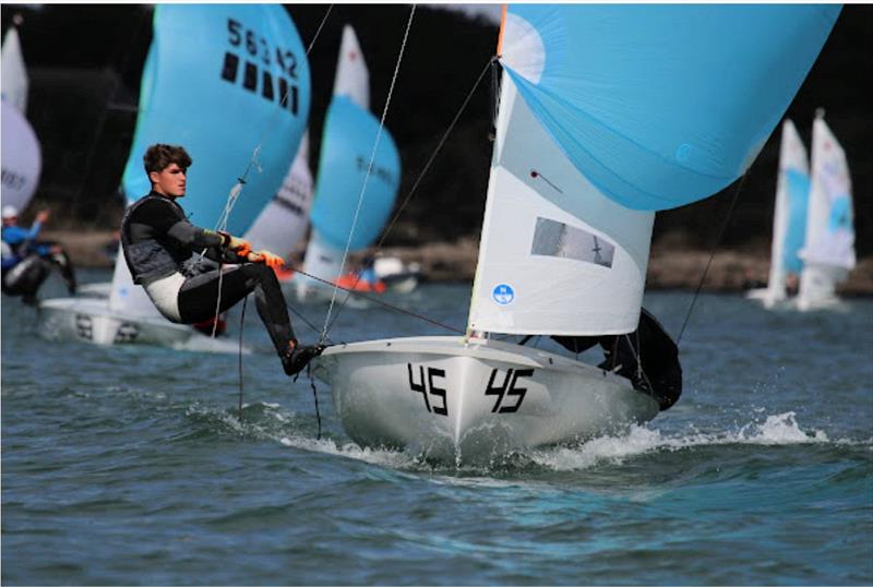 Xtremity 420 Autumn Championship at Warsash photo copyright Jon Cawthorne taken at Warsash Sailing Club and featuring the 420 class