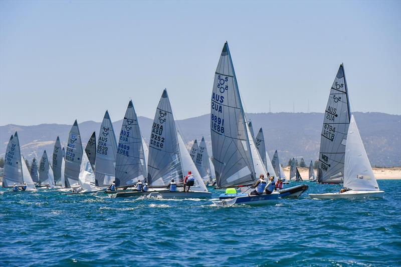 The gate start with the pathfinder photo copyright Christophe Favreau taken at Adelaide Sailing Club and featuring the 505 class