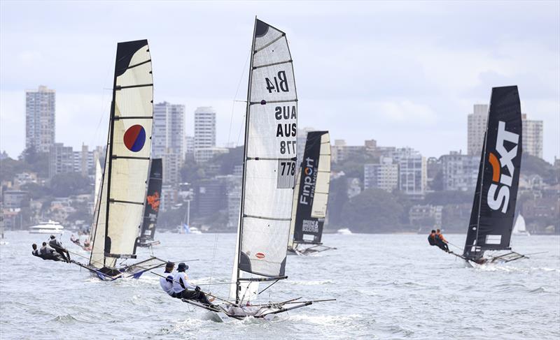 Leading 18s with a B14 on the way home - Sydney Harbour Marathon - photo © SailMedia