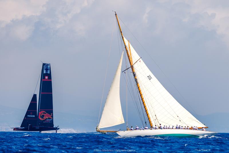 Puig Vela Clàssica Day 1 photo copyright Nico Martinez / www.MartinezStudio.es taken at Real Club Nautico de Barcelona and featuring the Classic Yachts class