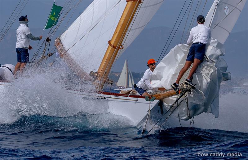 Foredeck work - photo © Bow Caddy Media