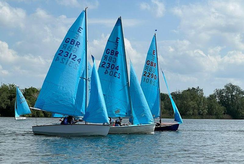 Enterprise Thames Valley Championship at Silver Wing photo copyright Darren Field taken at Silver Wing Sailing Club and featuring the Enterprise class