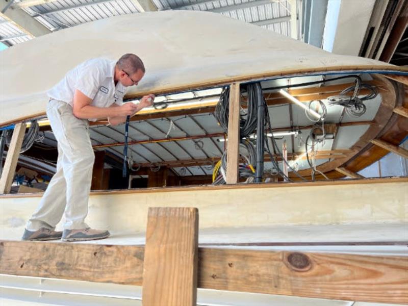 Hull #8 - Dusty digitizing for window glass - photo © Michael Rybovich & Sons