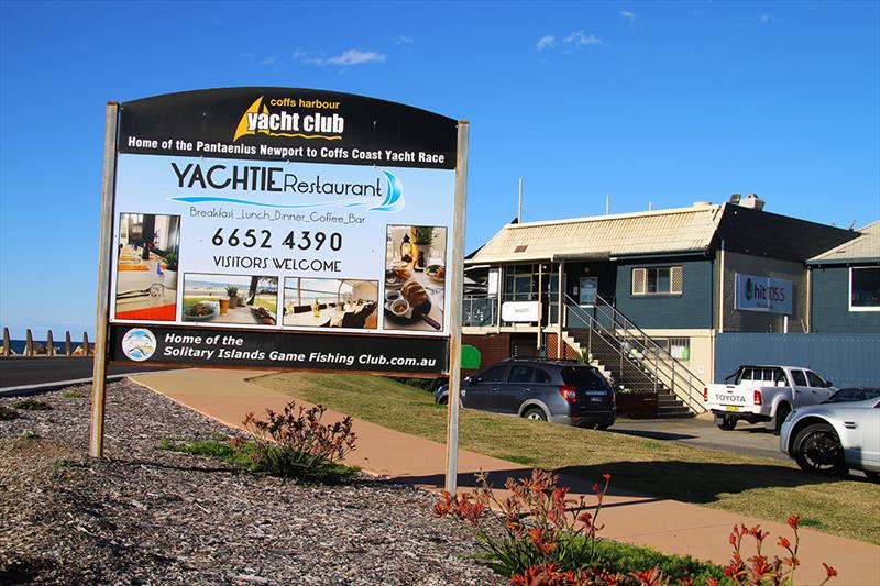 coffs harbour yacht club