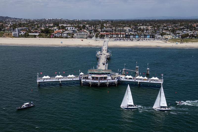 Belmont Veterans Pier, Long Beach - photo © Ian Roman / WMRT