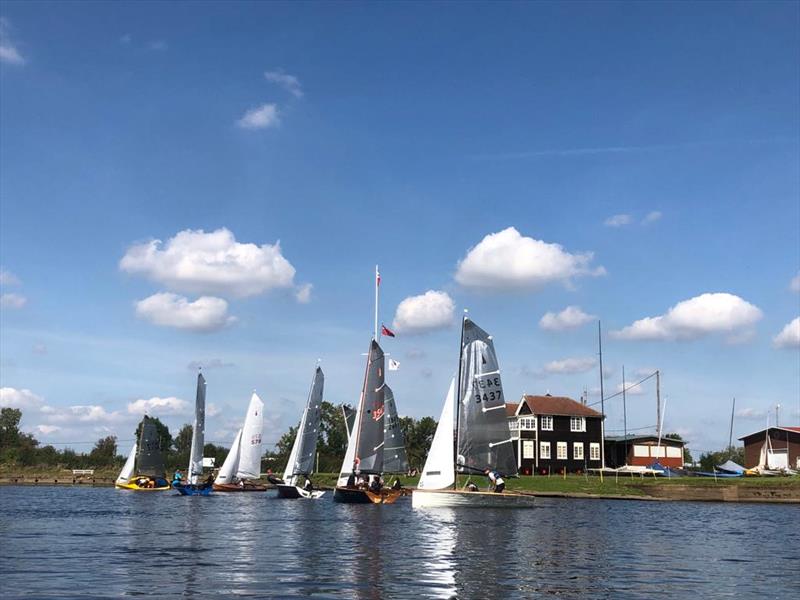 Merlin Rocket HD Sails Midland Circuit at Trent Valley photo copyright Trent Valley Sailing Club taken at Trent Valley Sailing Club and featuring the Merlin Rocket class