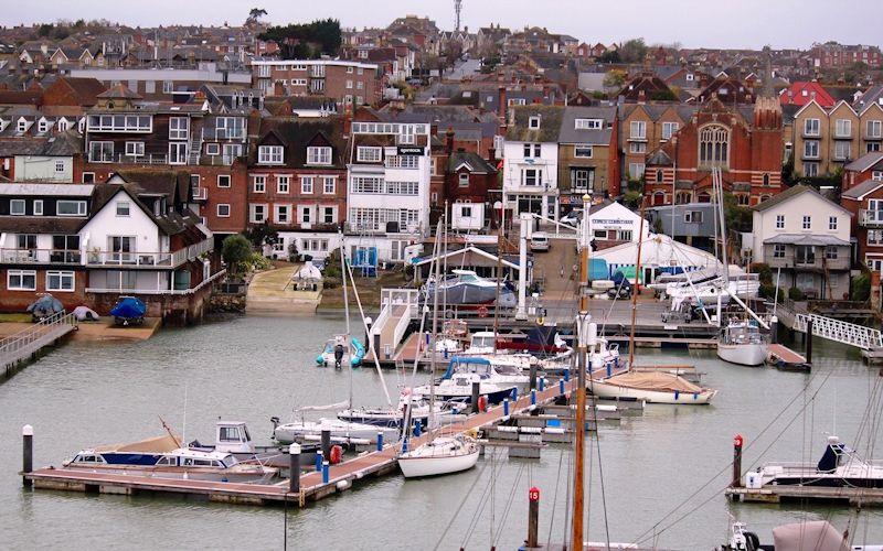 royal corinthian yacht club cowes