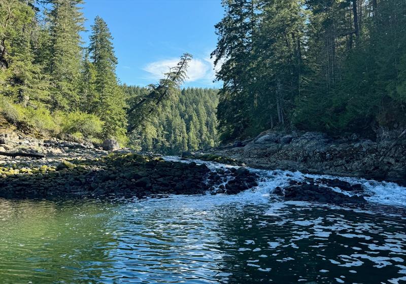 Mark and Isabella love kayaking around the Sound - photo © Riviera Australia