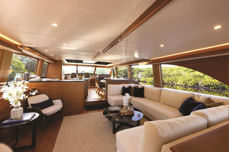 Palm Beach 85 - Salon - photo © Palm Beach Motor Yachts