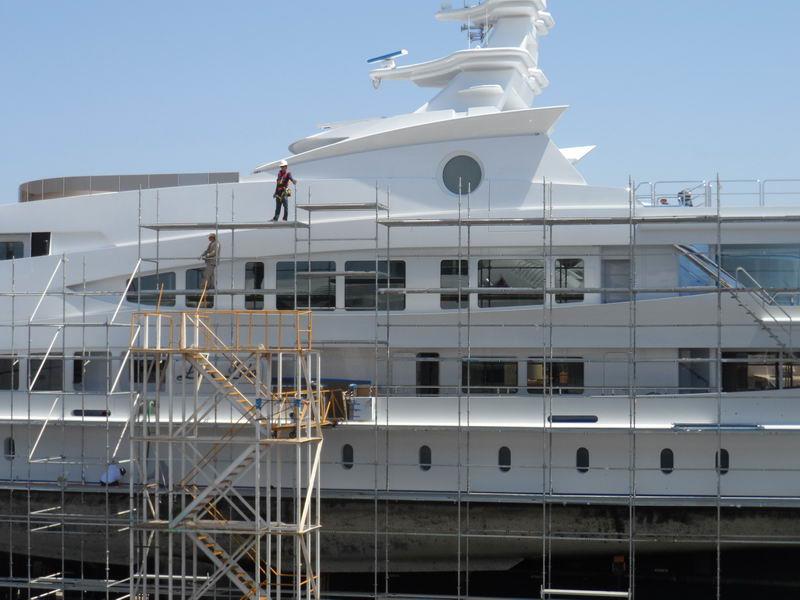 Gran Peninsula boat yard Ensenada in action - photo © Pendana Blog, www.pendanablog.com
