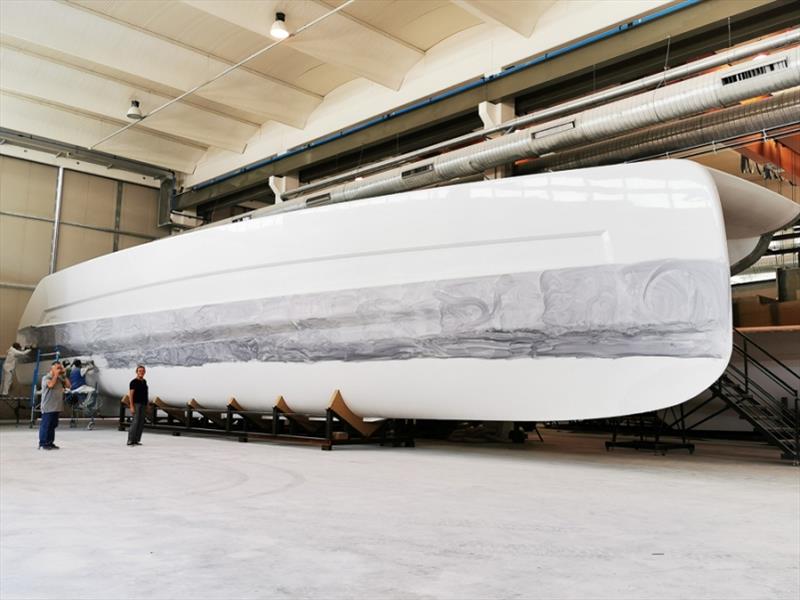 Silent 80 hull polishing - photo © Silent Yachts
