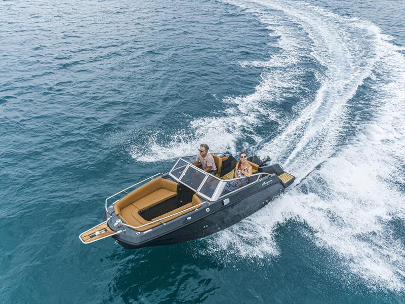 Magonis Wave e-550 - photo © Andrea Muscatello