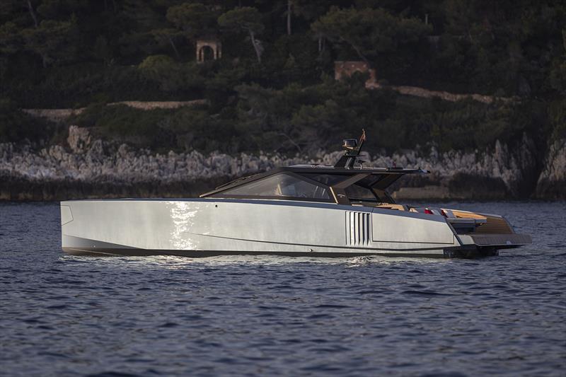 Wallypower58 - photo © Gilles Martin-Raget