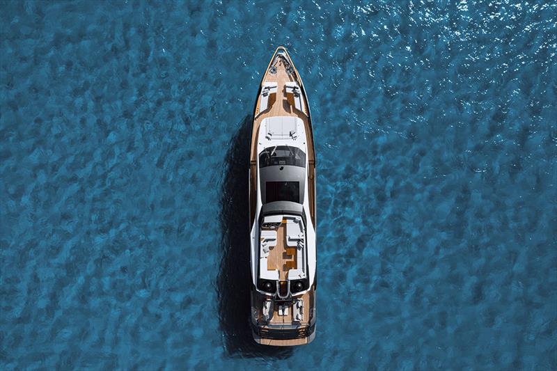 S10 external view - photo © Azimut