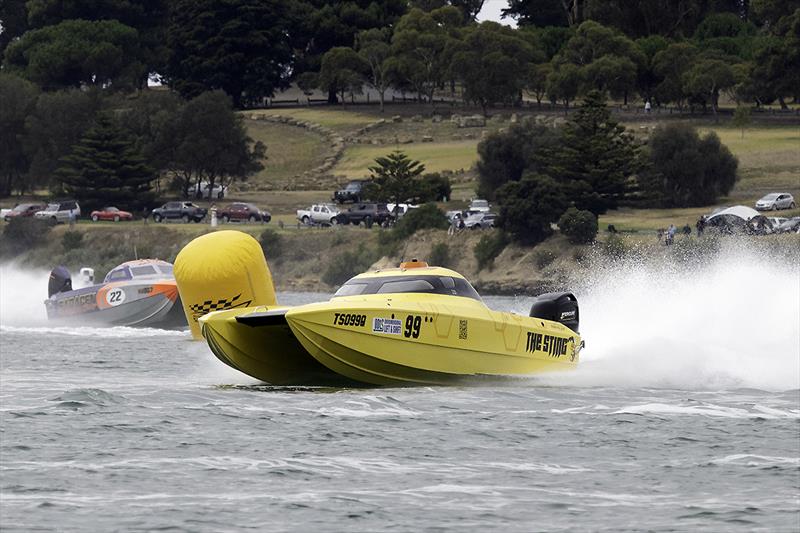 Karl Wall and Mike Ratcliffe on The Sting drive the boat like they stole it - 2023 Offshore Superboat Championship - photo © Australian Offshore Powerboat Club