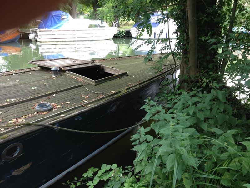 This shows how we found her upriver on the Thames in 2014: - photo © Camper & Nicholsons