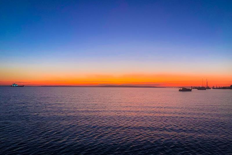Another postcard perfect sunset in South Moreton Bay - photo © Riviera Australia