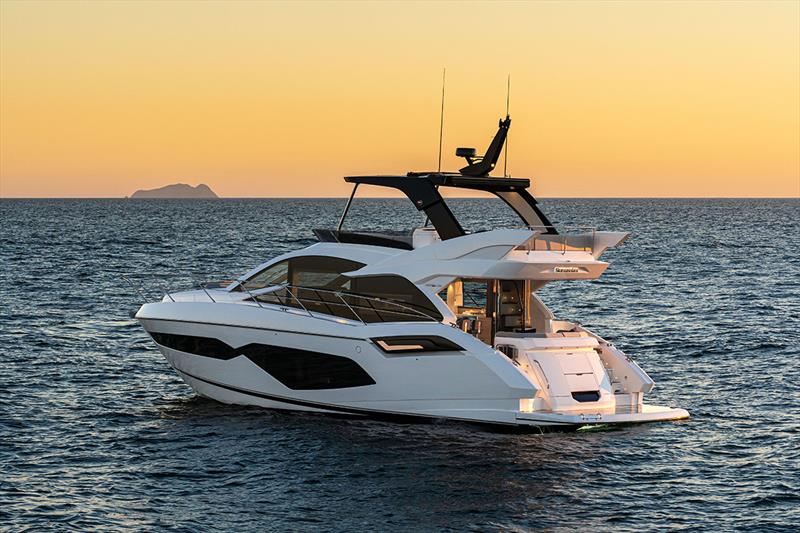 Manhattan 55 - photo © Sunseeker International