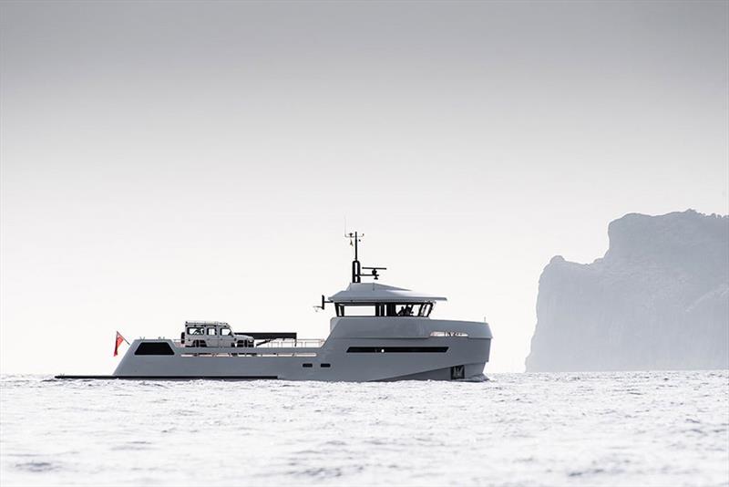 YXT 24 Evolution - photo © Lynx Yachts