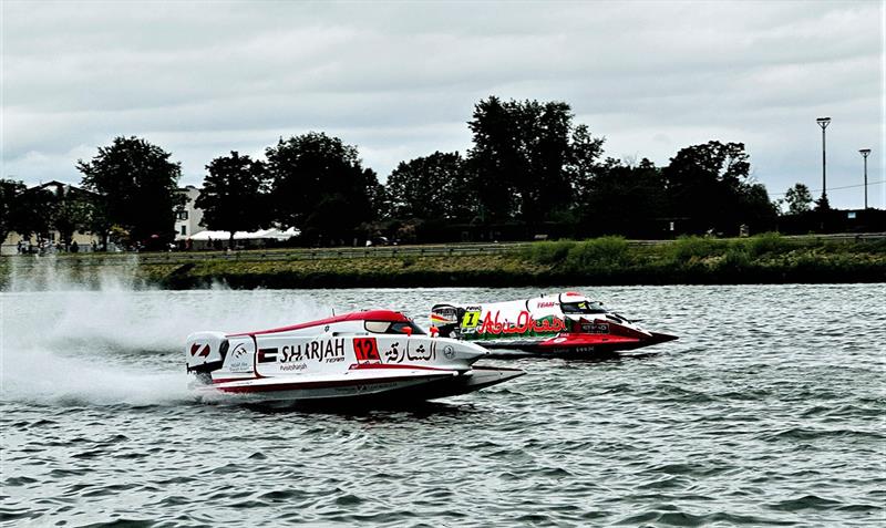 Team Abu Dhabi's Shain Torrente and Team Sharjah's Ferdinand Zandbergen in action in Macon - photo © Narayan Marar