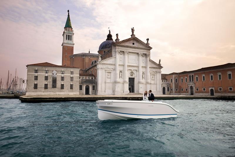 SQ240i Molabo ISCAD version - photo © Capoforte
