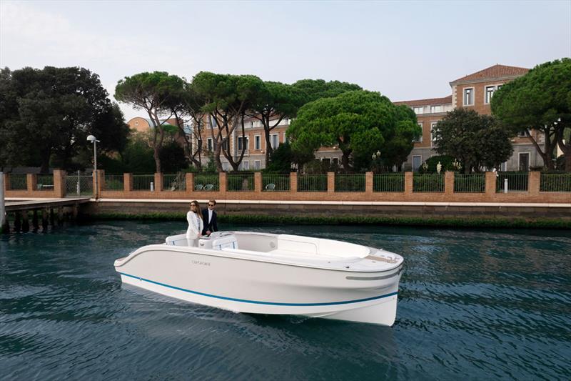 SQ240i Molabo ISCAD version - photo © Capoforte
