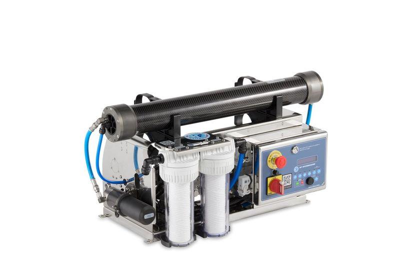HP SCA 120-1 RP TRONIC AMCS Part-NET watermaker on board the Invictus TT420 Vogue White - photo © HP Watermakers