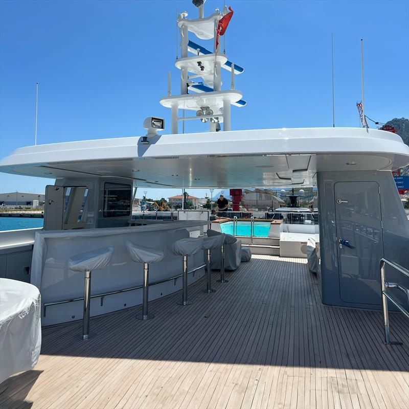 50m M/Y Thanuja - flybridge - photo © iYacht GmbH