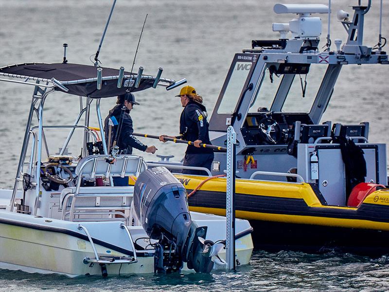 Aiding boaters in Florida - photo © Sea Tow