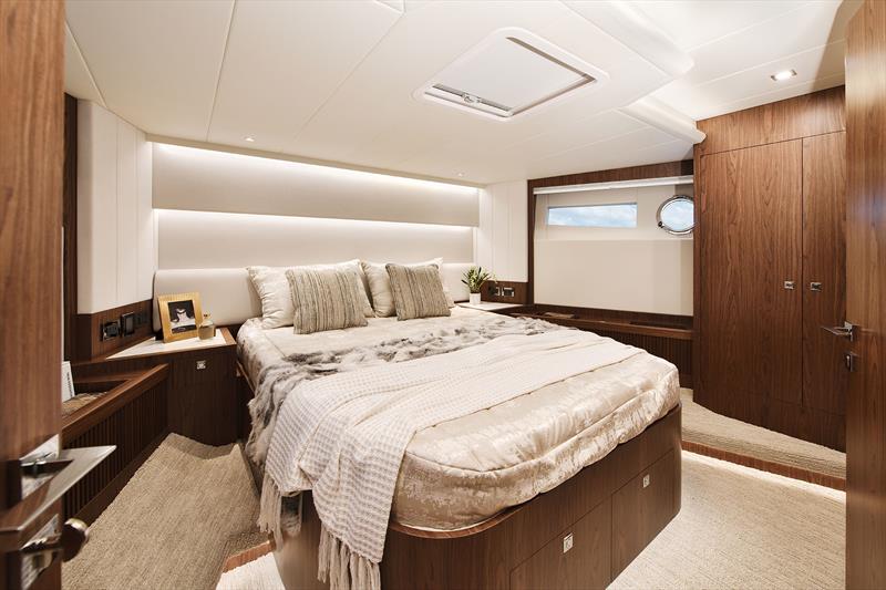 Horizon V77 CMY Cockpit Motor Yacht, hull 10 - Fwd VIP stateroom - photo © Horizon Yachts