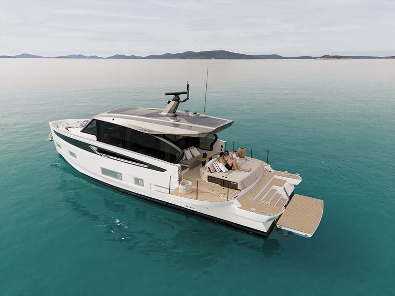 Azimut Seadeck 6 - photo © Azimut Yachts