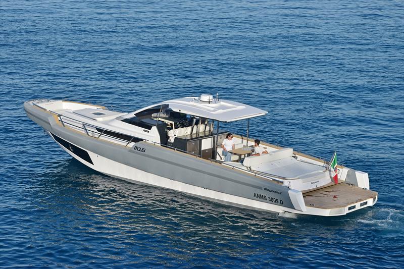 M-16 - photo © Cantieri Magazzù