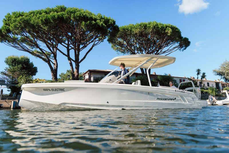 AX/E 22 T-Top - photo © Axopar Boats