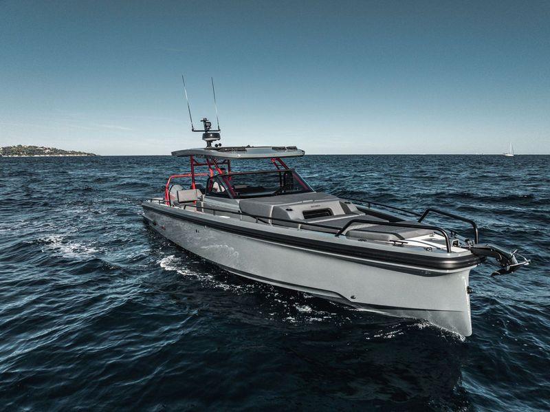 BRABUS Shadow 1000 Sun-Top Phantom Gray - photo © BRABUS Marine