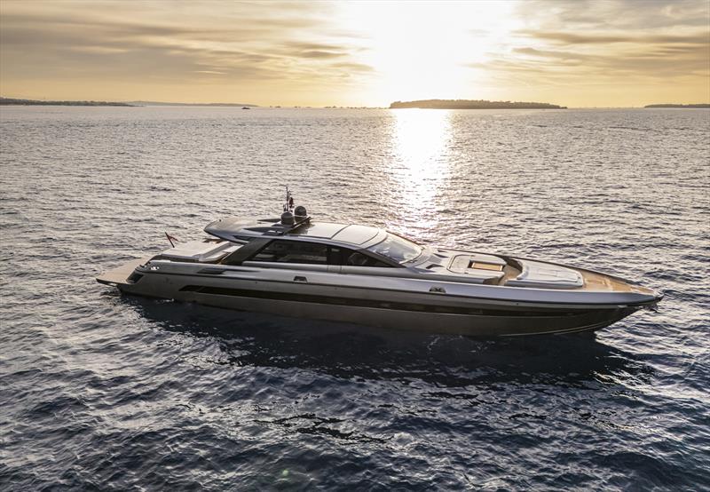 Otam 90 GTS M/Y 