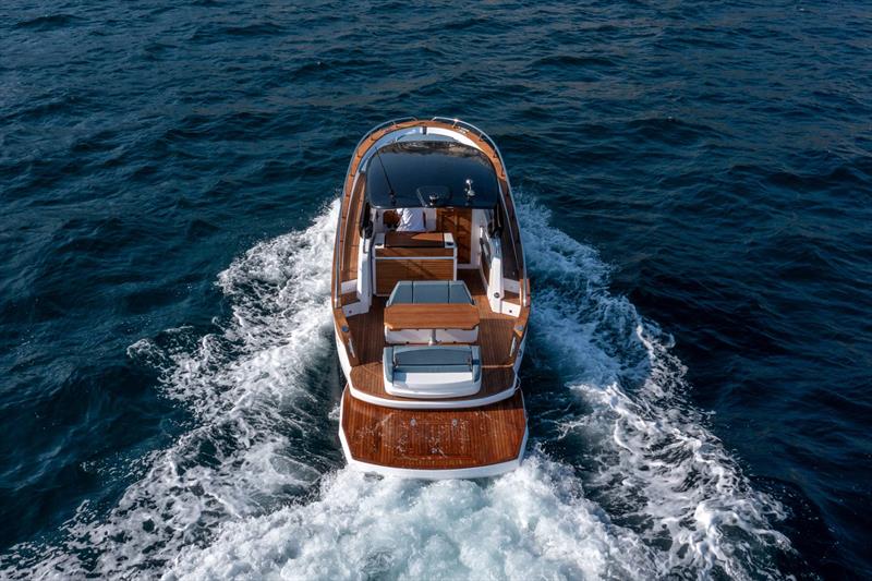 Libeccio 9.5 Cabin - photo © Cantiere Mimì