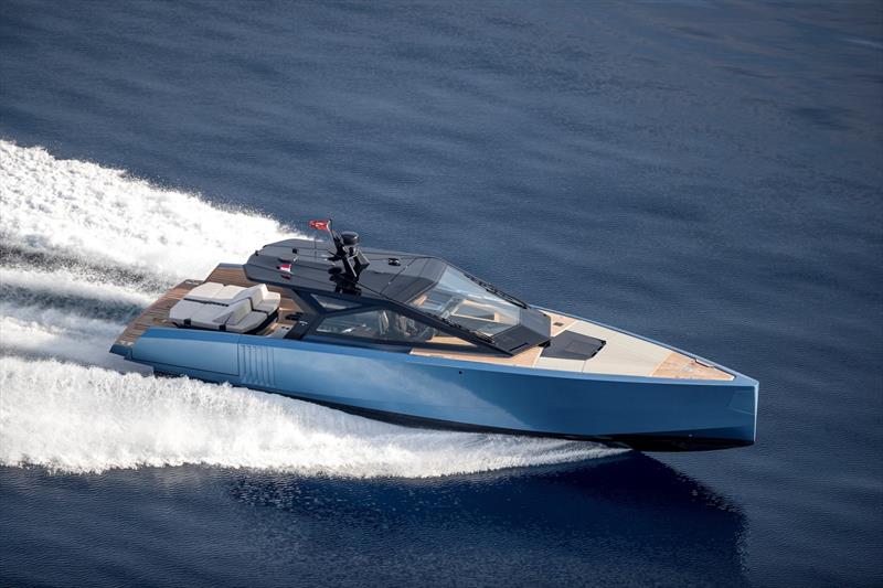 wallypower58 - photo © Ferretti Group