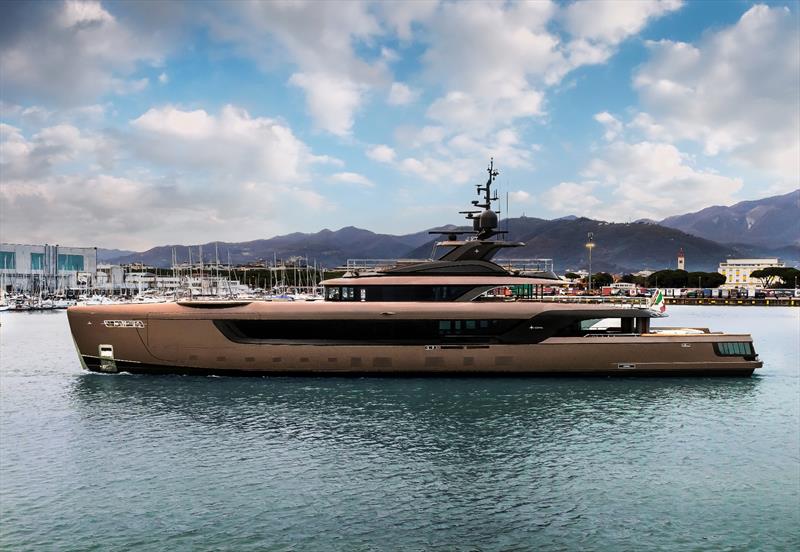55m superyacht Admiral Raja²