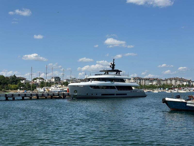 Atlante Classic 35 # 1 M/Y Cabana sea trials