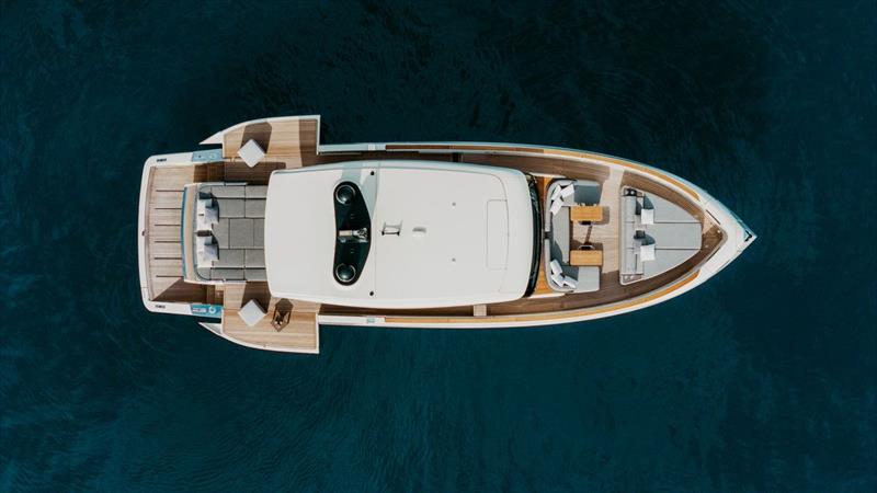 Invictus ST550