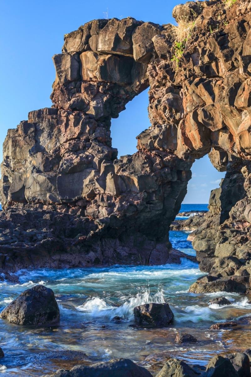 Albion Cliffs - photo © Riviera Australia