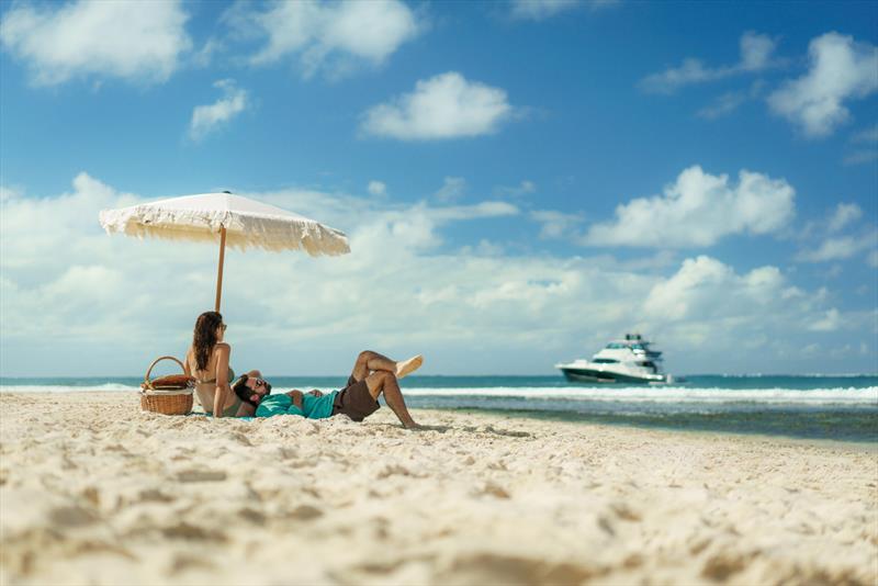 A leisurely picnic on the sandbank of Îlot Flamants off the south-east coast of Mauritius - photo © Riviera Australia