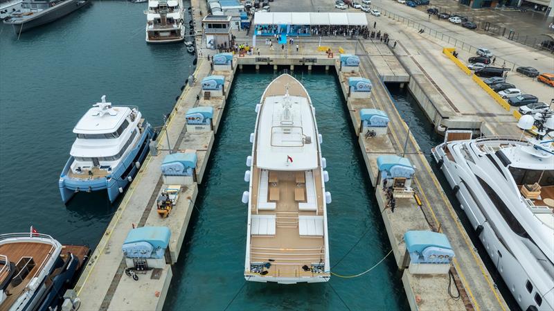 45m GENIE BLU - photo © Pozitif Studio