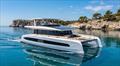 Solar-electric catamaran PY60 - Rendering