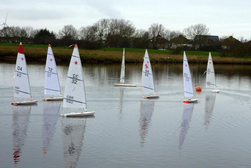 Medway RC Laser Club Winter Series week 8 - photo © Fiona Blair