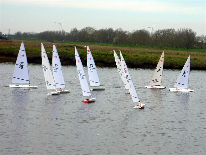 Medway RC Laser Club Winter Series week 11 - photo © Fiona Blair