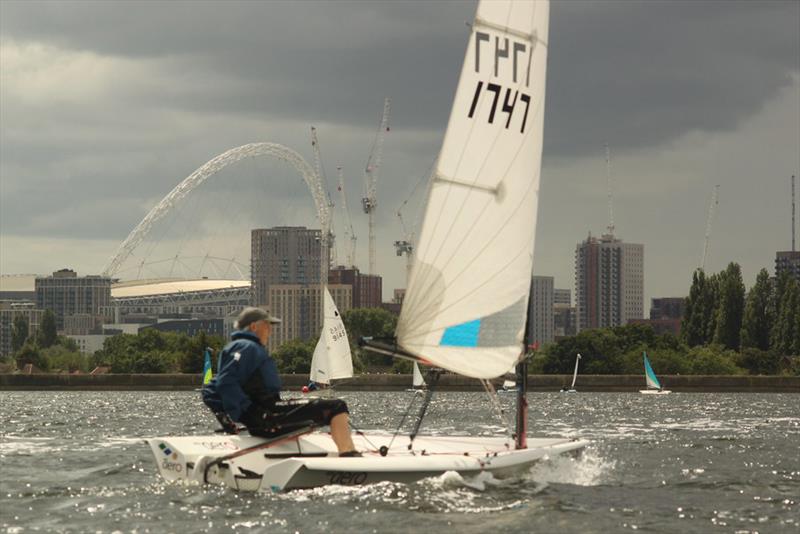 Brent Regatta 2024: Visitor Andrew Cooney in an Aero 5 - photo © Joy Walter, Welsh Harp Sailing Club