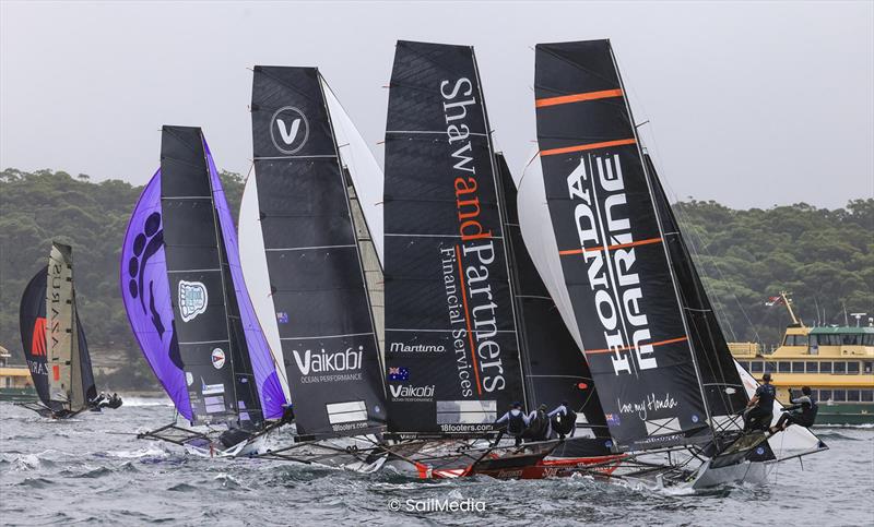 Winnings 2025 JJ Giltinan 18ft Skiff Championship Races 3 & 4: Tight racing downwind - photo © SailMedia