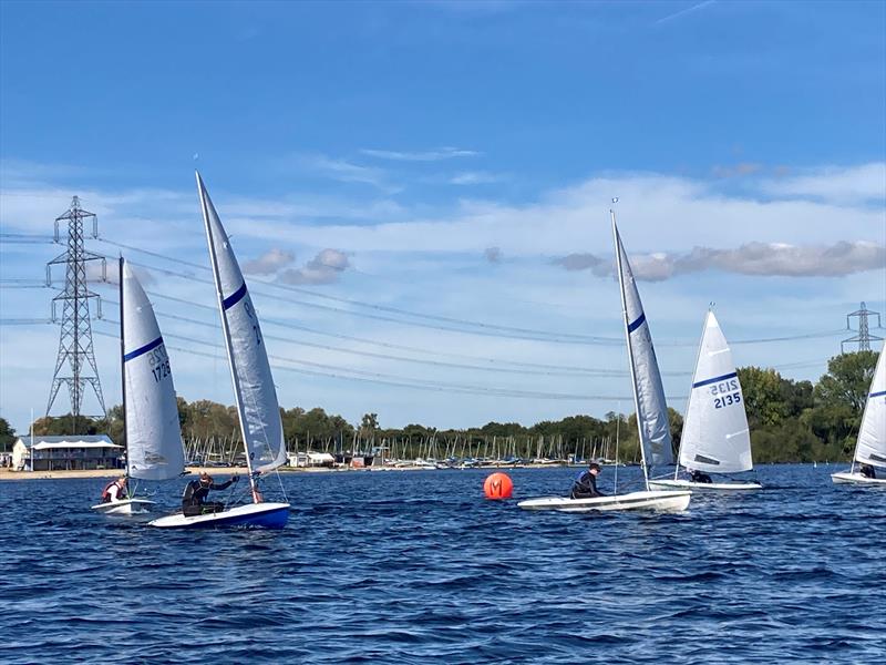 Windward mark - HD Sails Streaker Southern Paddle open meeting at Burghfield photo copyright John Grey taken at Burghfield Sailing Club and featuring the Streaker class